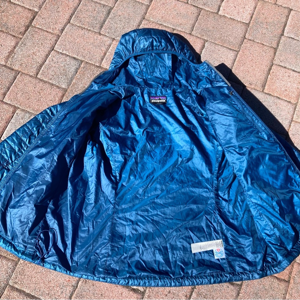 Patagonia Nano Puff Hoody - Picture 3 of 9